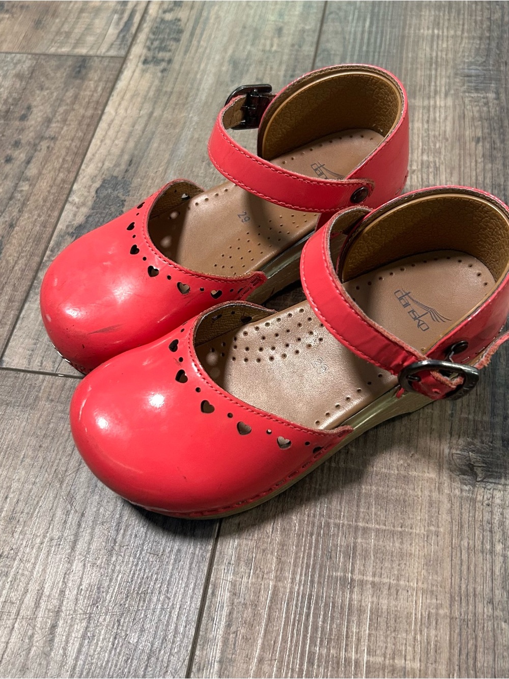Dansko Clogs Pink Patent Leather Summer Kawaii Dress Shoes kids sz 29 US sz 11.5